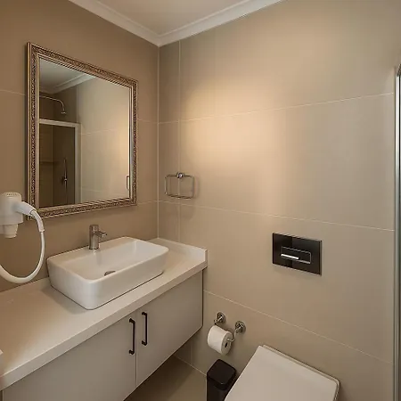 Avelyn